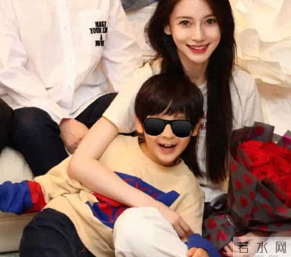 杨颖赢麻了！与参加前夫家宴的小海绵，合力撕下叶柯仅存的"体面"