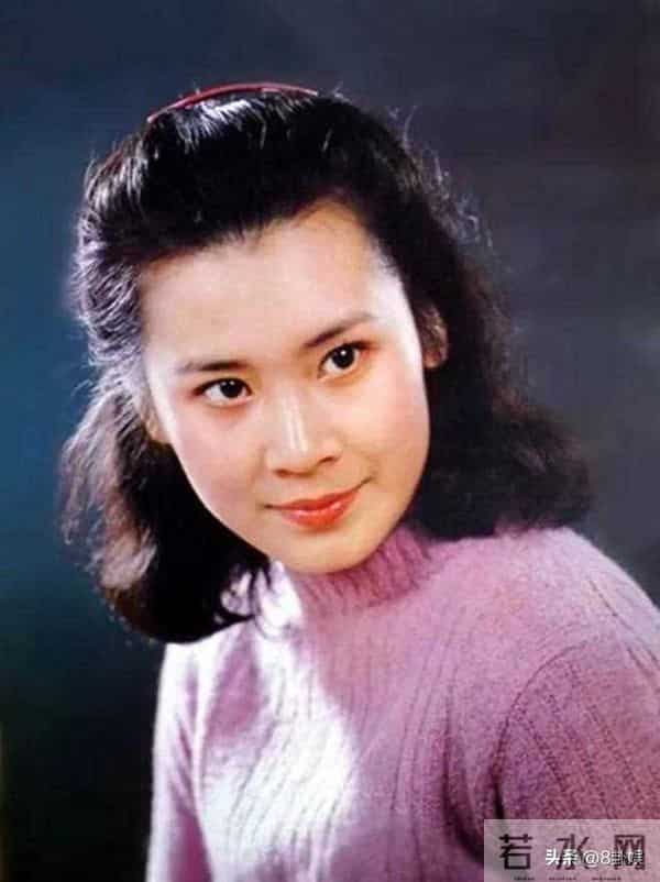 她是著名国家一级演员,享“正军级”待遇,却曾被丈夫嫌弃演戏