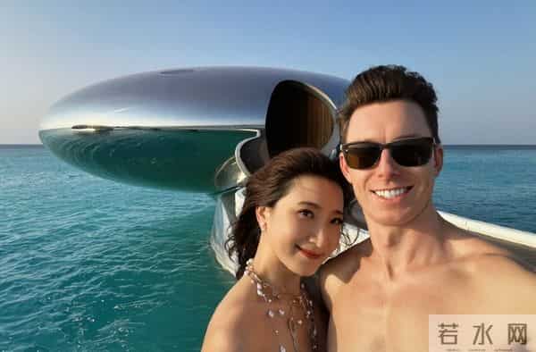 和陈赫离婚10年后,晒出情侣泳装照的许婧,没给前夫留一点体面