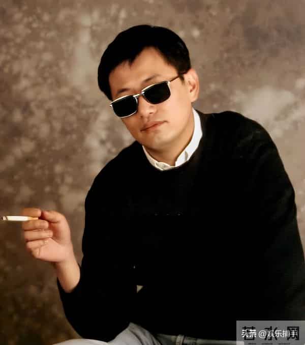 陪玩陪睡只是牛刀小试,王家卫再曝坏消息,黑手套养的明目张胆