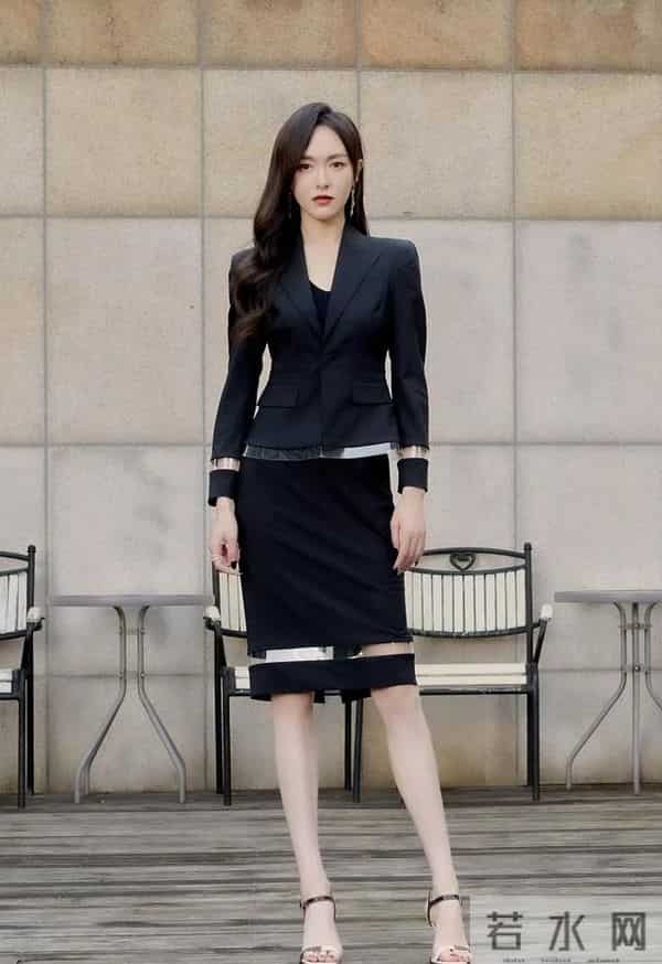 唐嫣的脚是最美的!小腿太细了