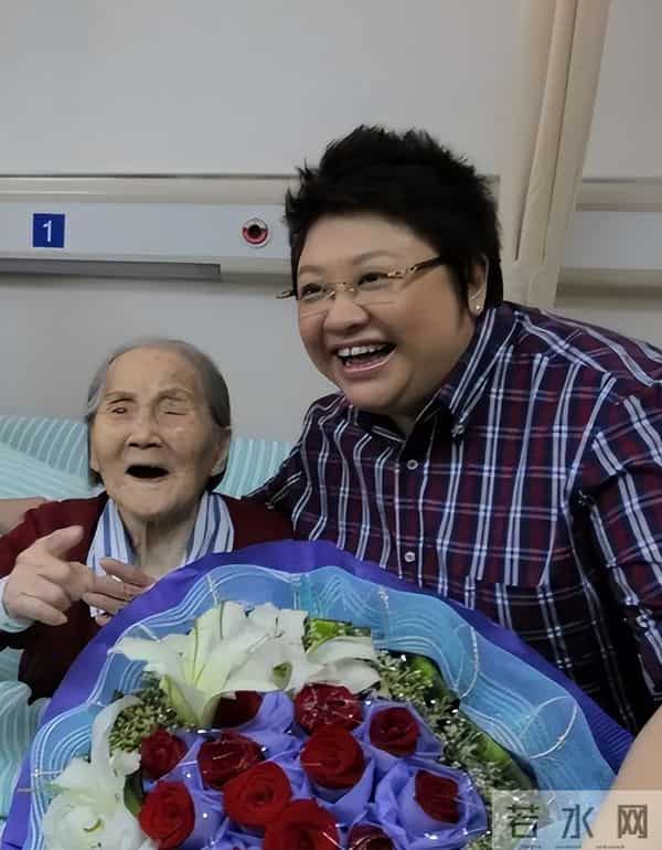 贪污上亿、假慈善?被实名举报的韩红,如今还是没有等来一声道歉