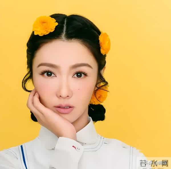 44岁薛凯琪未婚未育,曾抑郁轻生 “卖身救父”的她如今走了上坡路