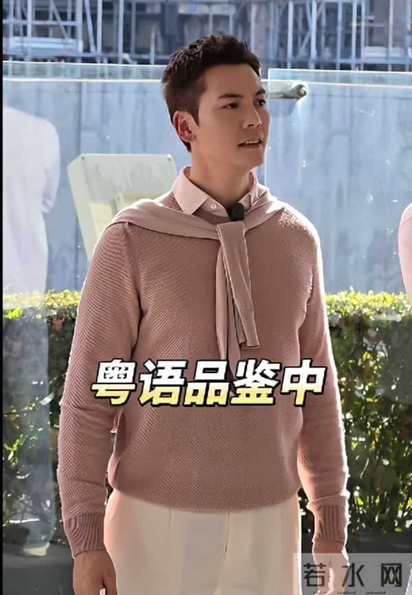 何穗在别墅晒产后美照！腹直肌分离身材未恢复，婆婆落地北京探望