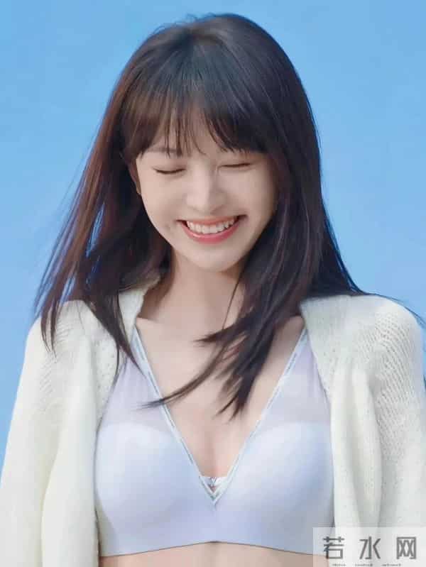 田曦薇内衣秀,又纯又欲,甜美中透着性感!