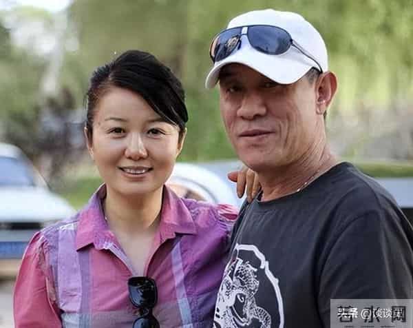 演员赵君:离婚22年,前妻嫁给杜淳父亲,他现在的生活状况怎样?