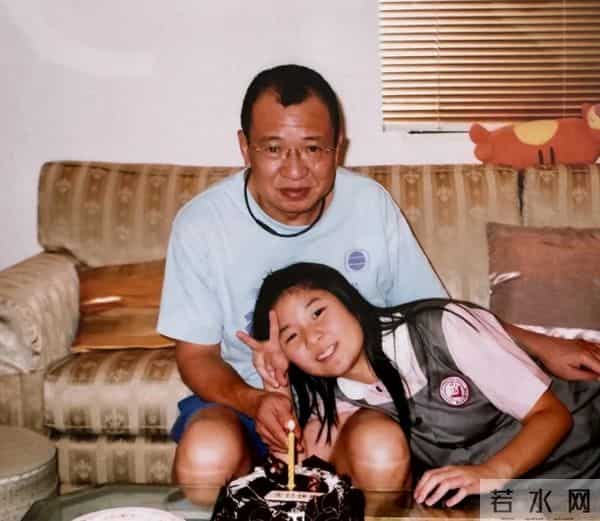 许绍雄女儿再发文,感谢大家对爸爸的爱和支持,并公开告别会细节