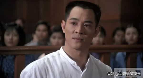 冲上热搜! 62岁李连杰回春20年引爆传闻! 脱衣亲自回应