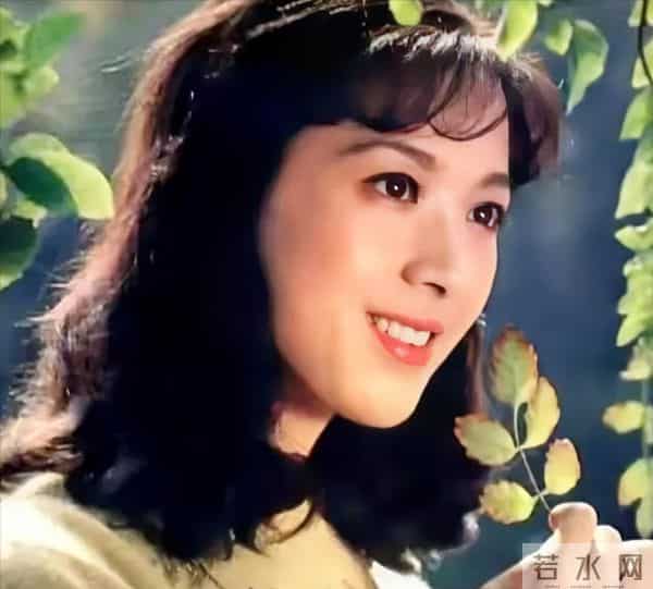 39年后,再看因流氓案“逃往”美国的龚雪,郭德纲说的话终于应验