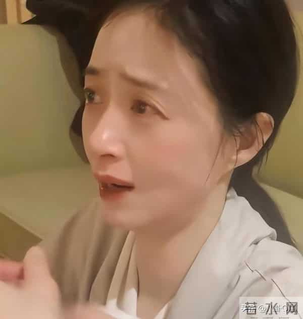 不要成为第二个大S!42岁暴瘦脱相的蒋欣崩溃大哭,给大家提了醒