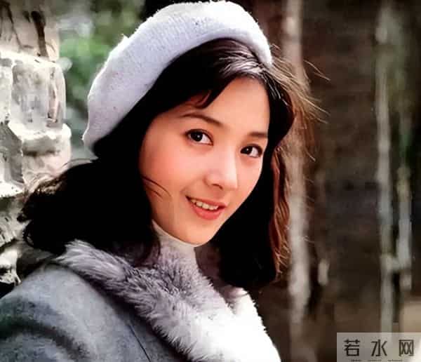 39年后,再看因流氓案“逃往”美国的龚雪,郭德纲说的话终于应验