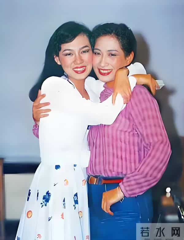 上海歌手沈小岑:定居西班牙,和英国老公很甜蜜,68岁瘦到快脱相