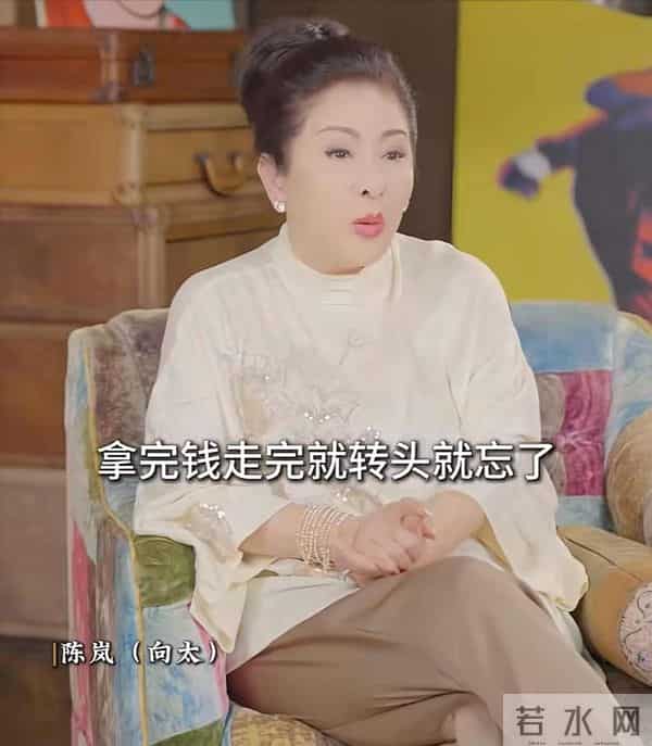 向佑彻底没救了!现身南昌酒吧,新交的女友又胖又颓,烟酒不离手