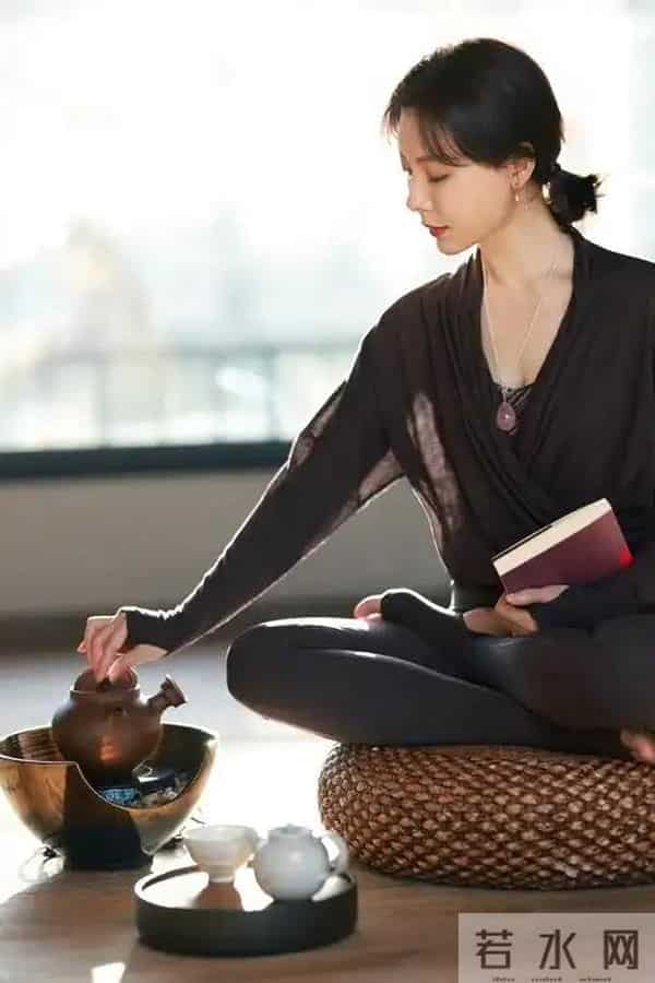 陈数首谈14年婚姻，盲目听从丈夫安排，身患重病后现状如何？