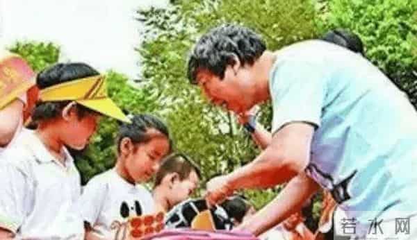 曾被年长39岁富婆包养13年，传奇富豪李春平病逝，遗产争夺战揭幕