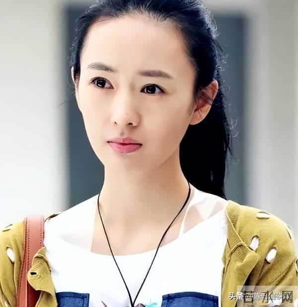 分开22年，一别两宽，童谣只字不提张默，如今才知道她赢在哪里