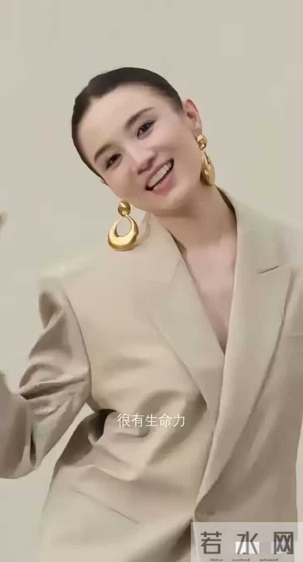 原来宋佳以前也土过,还以为她是天生的洋气体质呢?