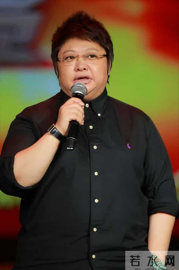 贪污上亿、假慈善?被实名举报的韩红,如今因一个动作被质疑人品