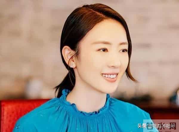 分手22年,40岁的童瑶高调官宣喜讯,如今成为张默高攀不起的存在