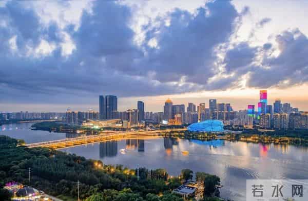 张杰误将贵阳唱成沈阳 沈阳文旅最新回应:排面必须给杰哥拉满!