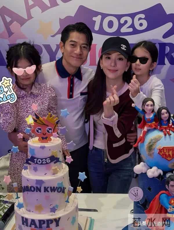 方媛月子难坐 几周不洗澡 凌晨向网友取经 疑似面临脱发 关节肿痛问题