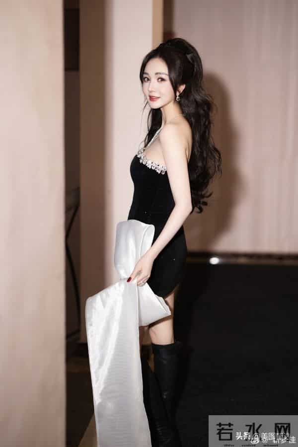 靳梦佳,湖南卫视主持人,人称小徐璐