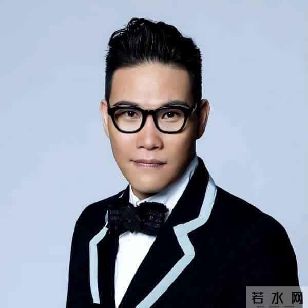 反转!香港知名男星被爆出轨,其妻上传照片力挺,赞其魅力无边