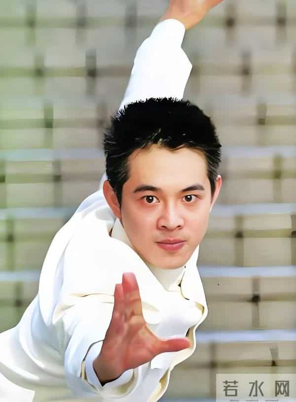 李连杰也没想到，“一夜回春”后，成龙洪金宝却因他而被牵连