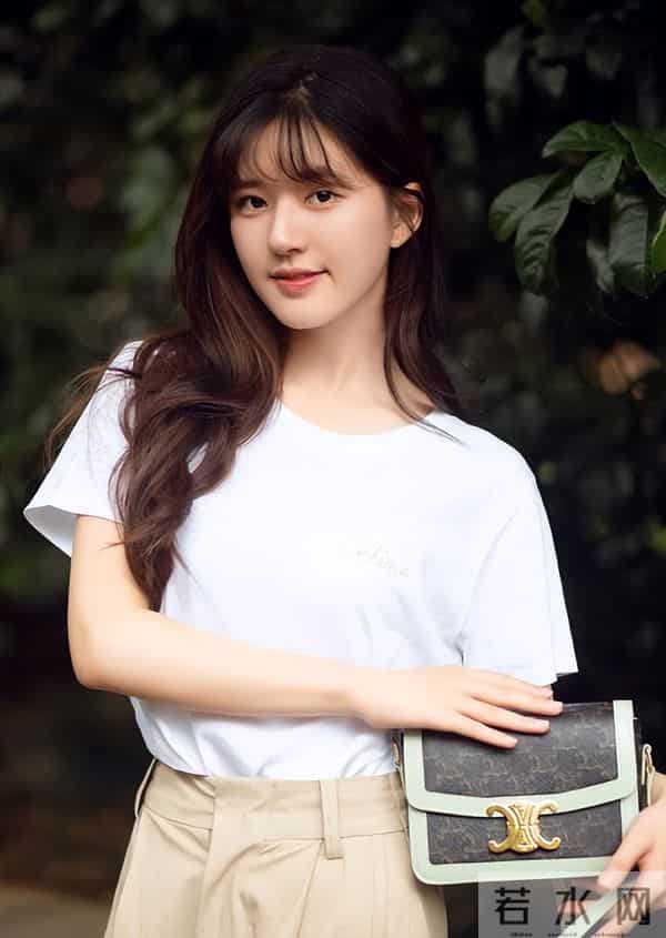 钱再多有什么用!33岁迪丽热巴健康出现问题,引得网友怒斥工作室