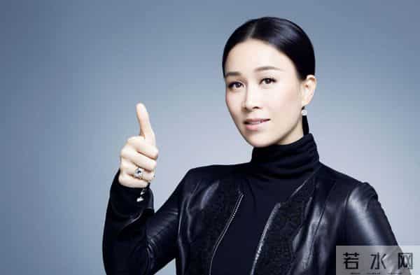 老公出轨风波两月后,57岁的那英凭一次较真,就实现了口碑暴增