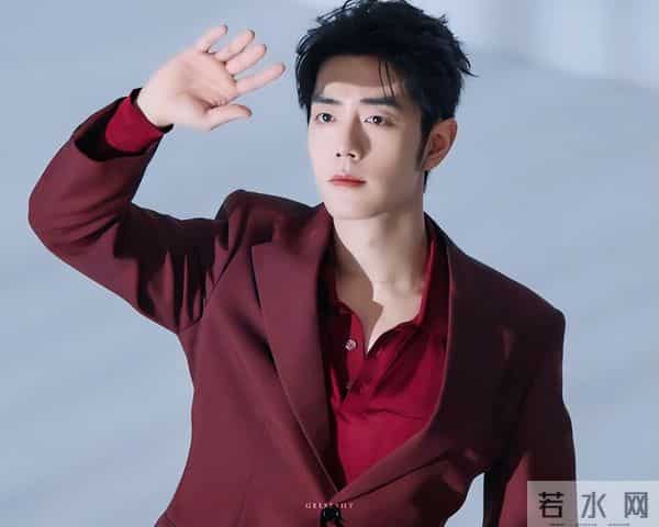 央视“点名”才几天，肖战因一个举动，再令杨紫和所有人刮目相看