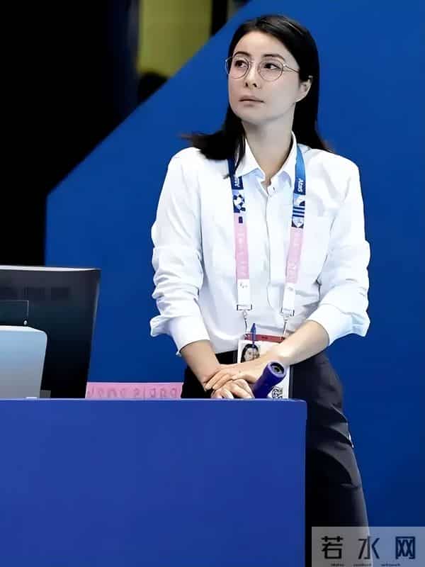 霍震霆没想到，官宣新身份没多久，儿媳郭晶晶再次让阔太圈沉默了