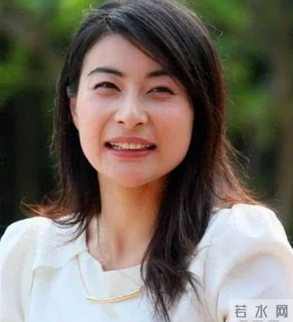 霍震霆没想到，官宣新身份没多久，儿媳郭晶晶再次让阔太圈沉默了