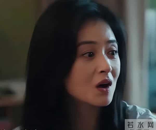 当40岁童谣跟42岁蒋欣站一起,我才彻底明白,女演员气质有多重要