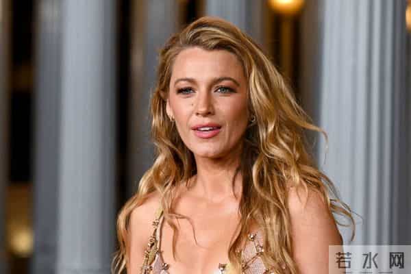 被迫“拍亲密戏”?莱弗利索赔1.61亿美元,怒斥导演恶意报复