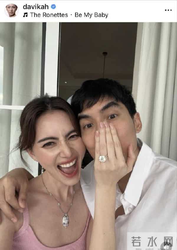 33岁女星将嫁大9岁男星!婚戒15克拉,买1600平地建房,写女方名