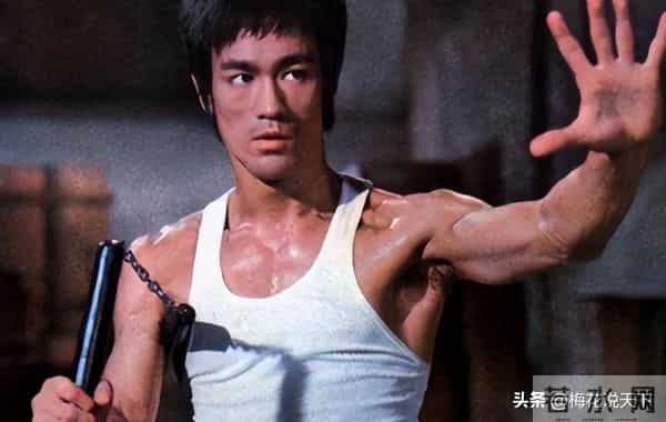 52年后,78岁丁佩终于说出真相:李小龙在我床上倒了12分钟!