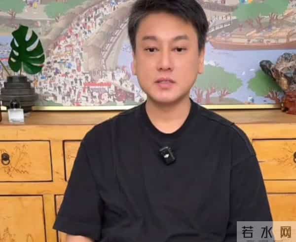 被踢出局很狼狈？事实证明，46岁的朱孝天早已走上另一条大路