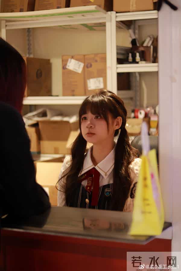 王小萌，内蒙古乌兰察布人