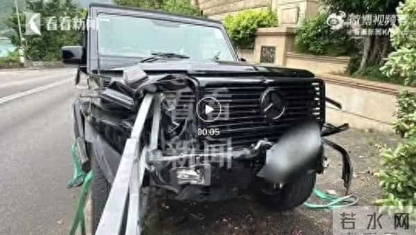 知名导演陈可辛出车祸 现场画面曝光