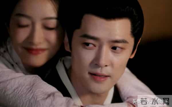 颖儿，记住纸是包不住火的啊，38岁付辛博“老来俏”，还是翻红了