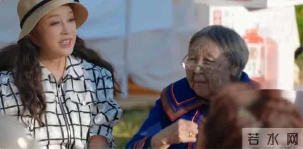 别再闭着眼睛猛夸刘晓庆“年轻”了,她是真的已经老了