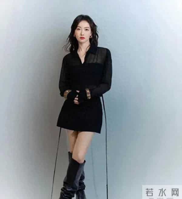 宋茜开始走成熟“御姐风”,黑透视上衣+短裙长靴子,女人味十足