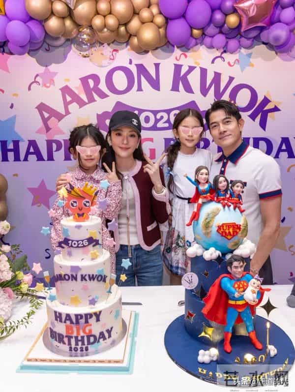 方媛月子难坐 几周不洗澡 凌晨向网友取经 疑似面临脱发 关节肿痛问题