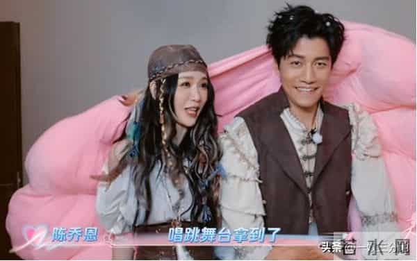 天声一对最敷衍的夫妻,唱歌对口型、拿冠军嘲讽人,陆毅还得恭维