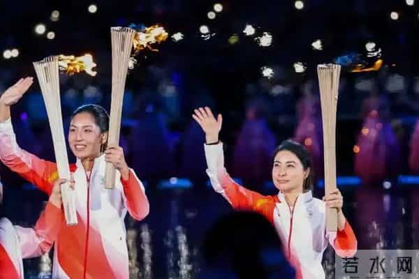 霍震霆没想到，官宣新身份没多久，儿媳郭晶晶再次让阔太圈沉默了