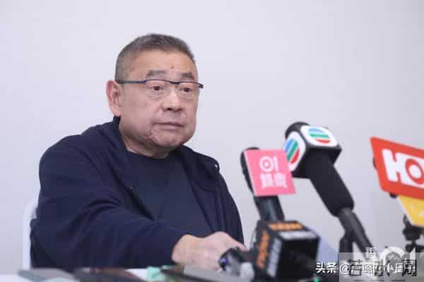 甘比和情敌在较劲，给17岁女儿生日过于低调了！