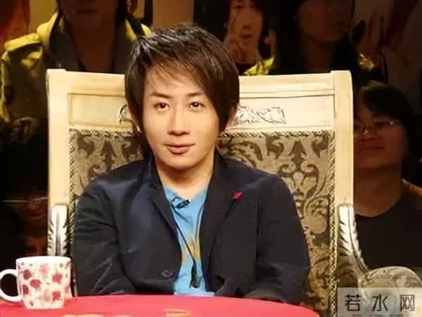 刘谦近况曝光,抗癌不到一年,“不良嗜好”已戒掉,憔悴到认不出