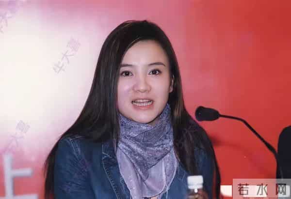 原来宋佳以前也土过,还以为她是天生的洋气体质呢?