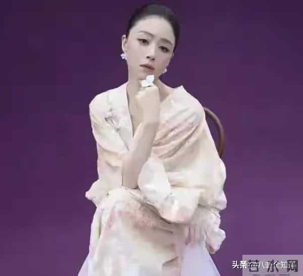 走了大S老路？42岁蒋欣减肥崩溃落泪，给女明星们狠狠上了一课